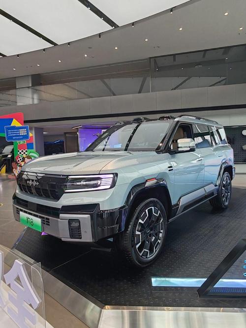 深圳5比亚迪方程豹硬派越野的爆款，英菲尼迪35周年与你共成长